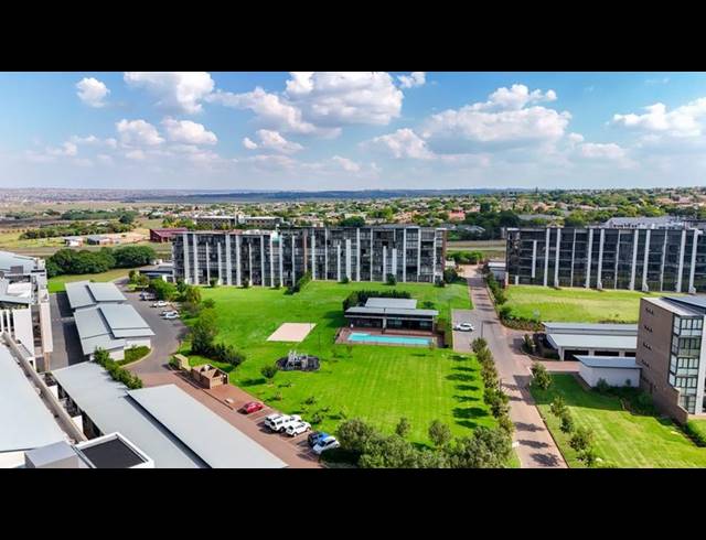 2 BEDROOM APARTMENT FOR SALE IN MIDFIELD ESTATE